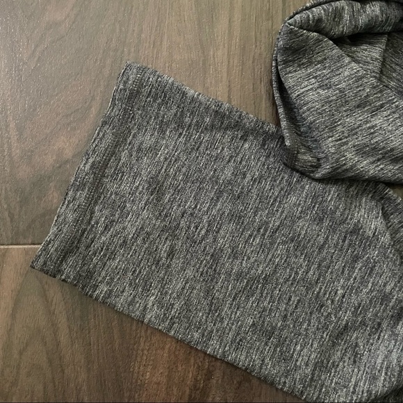 ATHLETA YOGA PANTS - Picture 3 of 5